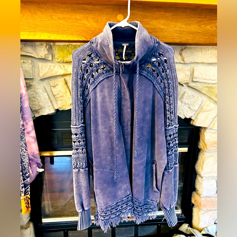 Free people cardigan/zip up size xs